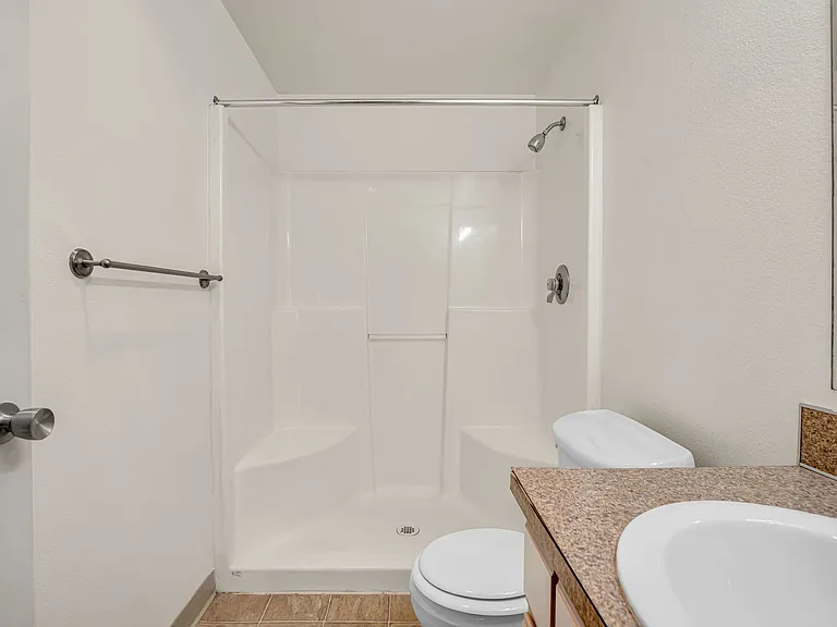 #271 CHELSEA COURT APTS — Photo 32