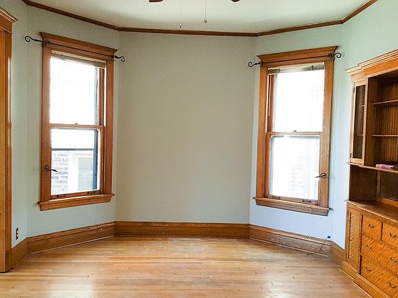 3rd image of 3311 W Wrightwood Avenue # Second Floor