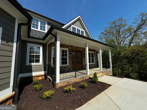 260 Edgewater Trl S, Toccoa, GA 30577