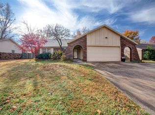 1219 W Boston Pl, Broken Arrow, OK 74012