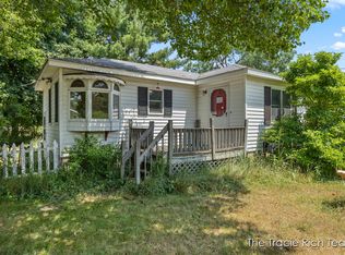 1955 Three Mile Rd NE, Grand Rapids, MI 49505