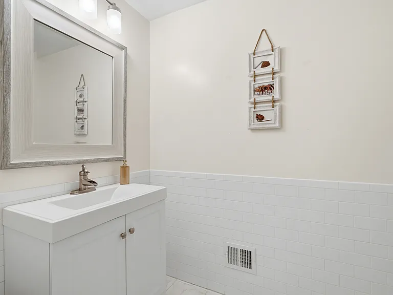 6306 Dunaway Ct — Photo 30