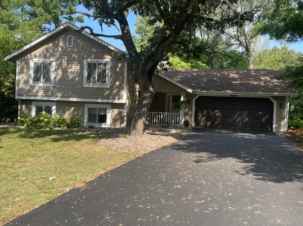 900 Lacota Ln, Burnsville, MN 55337