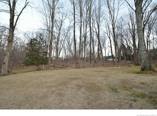 633 Birch Mountain Rd, Manchester, CT 06040