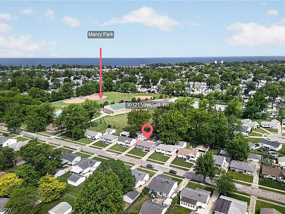 4th image of 30121 Vineyard Rd