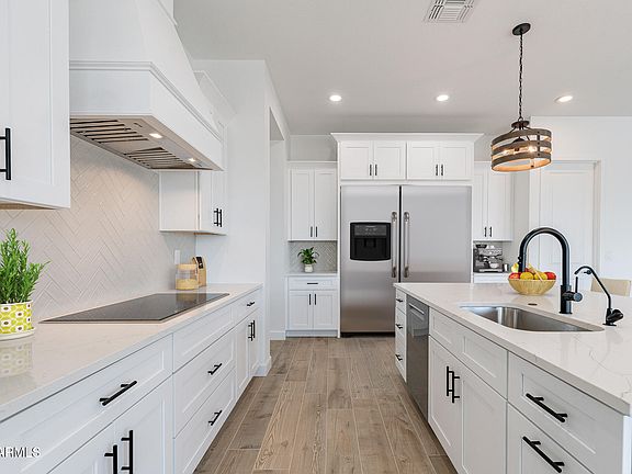 4th image of 1805 W Caramel Court