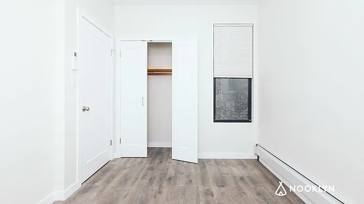 Rented by Nooklyn NYC LLC | media 4