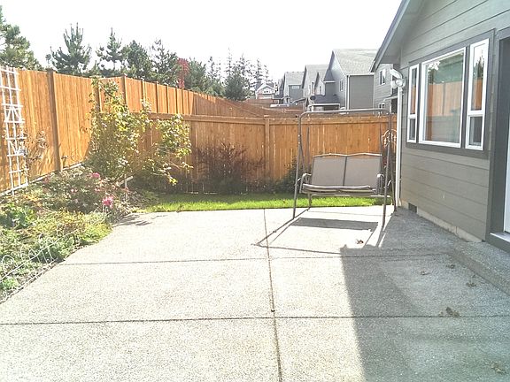 3rd image of 28539 75th Dr NW