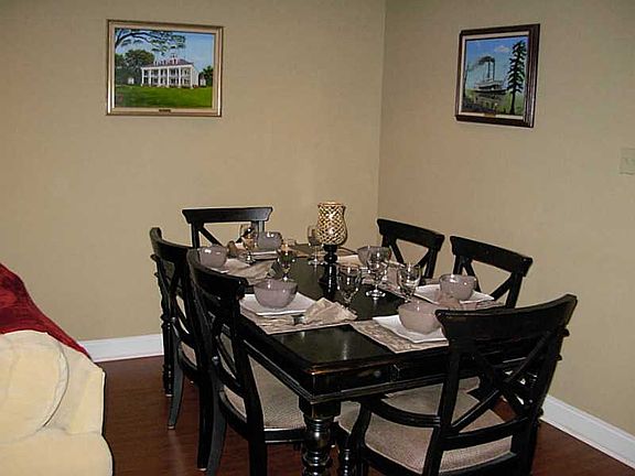 3rd image of 1500 W Esplanade Ave APT 28F