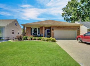 9108 S 53rd Ct, Oak Lawn, IL 60453