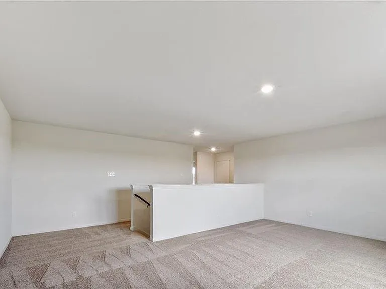 317 Hyacinth Way — Photo 17
