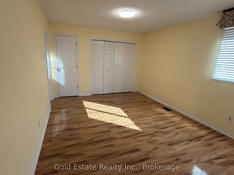 5202 Huntingfield Dr E — Photo 21