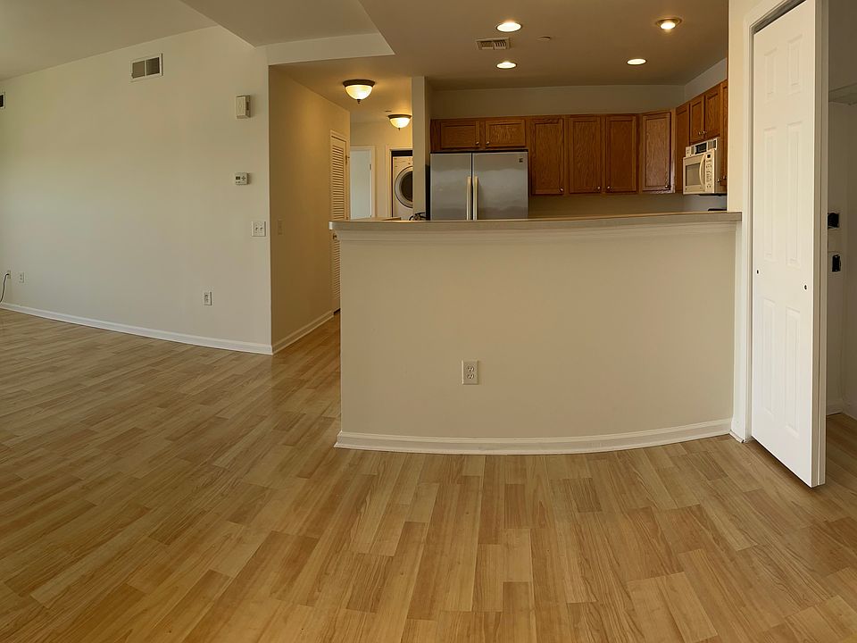 Unfurnished Panoramic View From Entrance