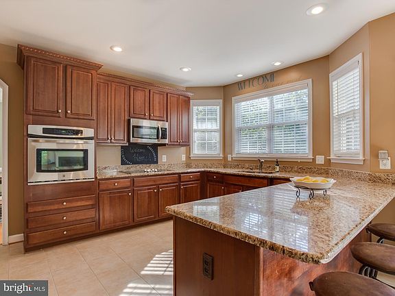 2nd image of 68 Macgregor Ridge Rd