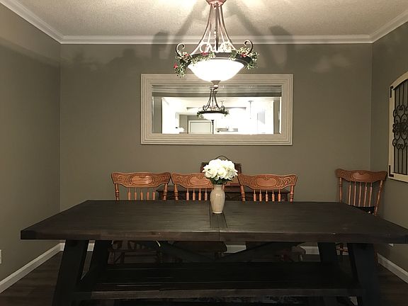3rd image of 4428 Village Knoll Dr