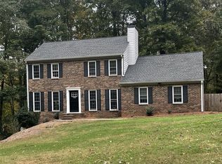 100 Ashley Dr, Fayetteville, GA 30214