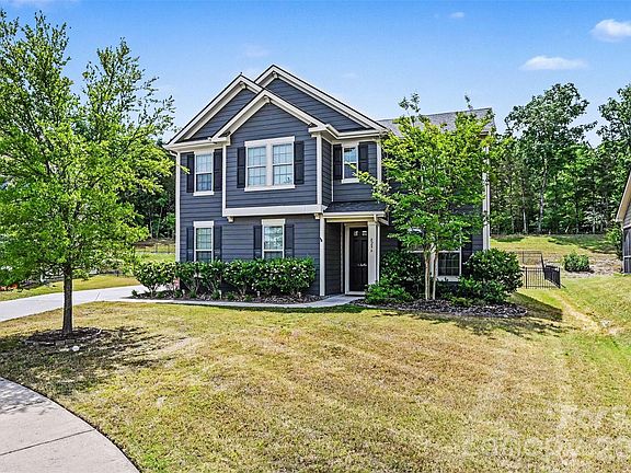 2nd image of 8296 Breton Way