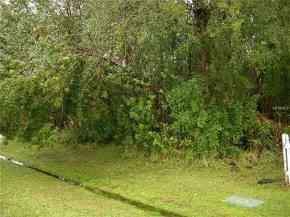 2nd image of 613 Tamarin Ln