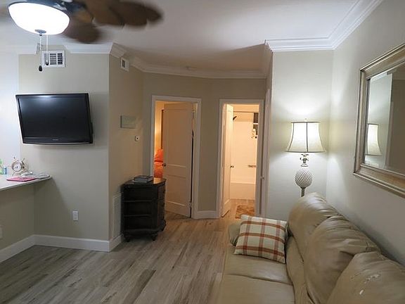 4th image of 483 E Shore Dr #C2