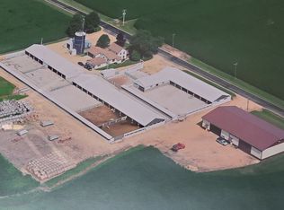 11749 W Judson Rd, Polo, IL 61064