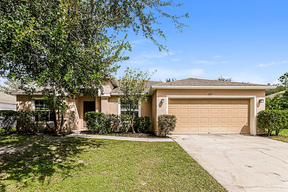 3 bed, 2.0 bath, 1845 sqft, $1,895 — Photo 1