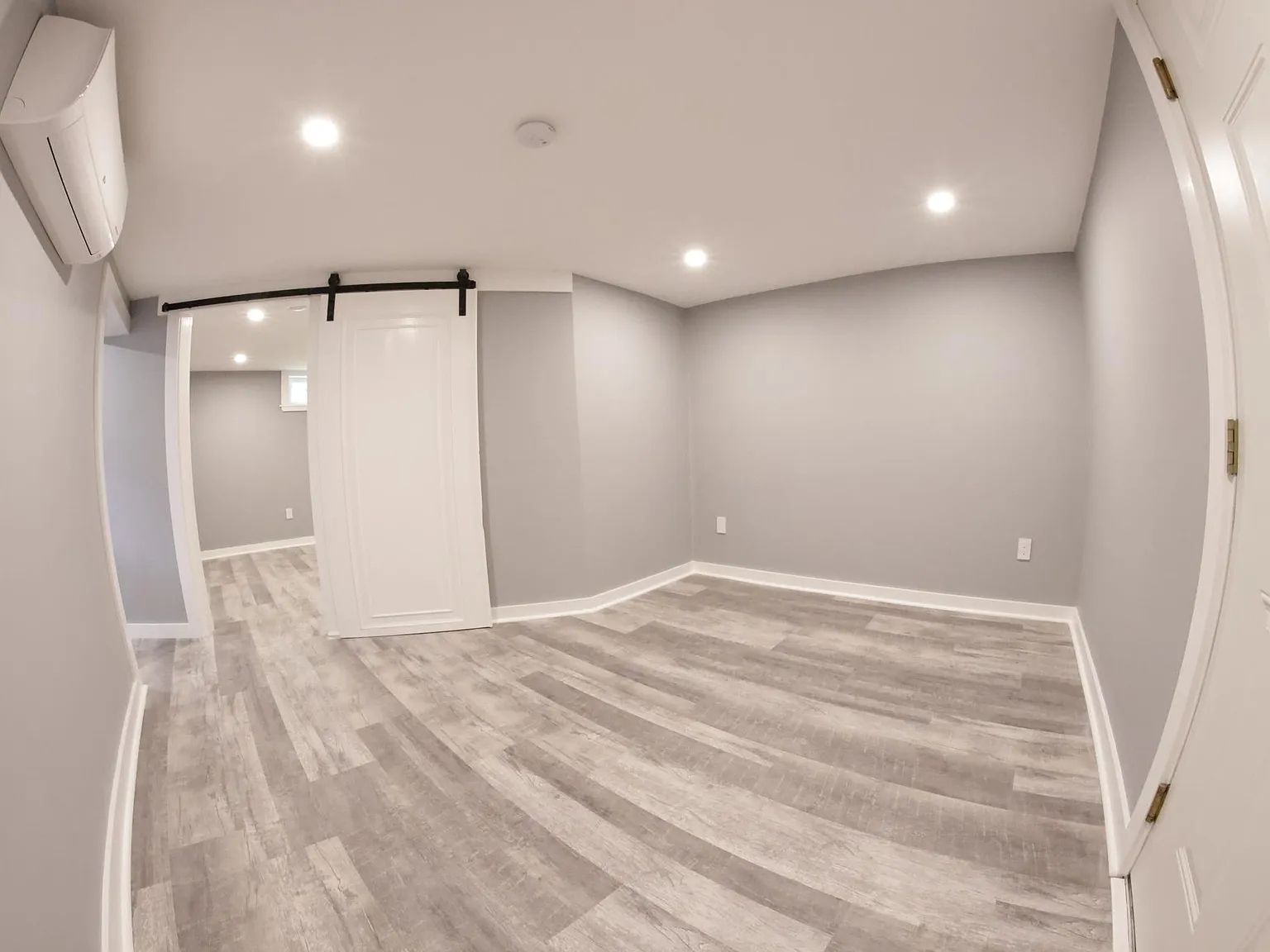 1 bed, 1026 sqft, $2,900 — Photo 1