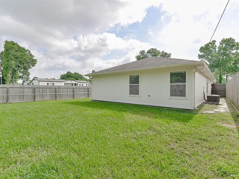 24415 Strong Pine Dr — Photo 26