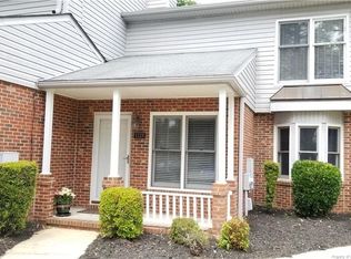 1220 Woodland Dr, Fayetteville, NC 28305
