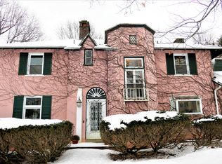 1 Sage Ct, Utica, NY 13501