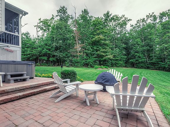 Patio with spa hot tub