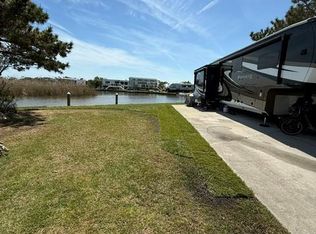 3665 Sandpiper Rd #95A, Virginia Beach, VA 23456