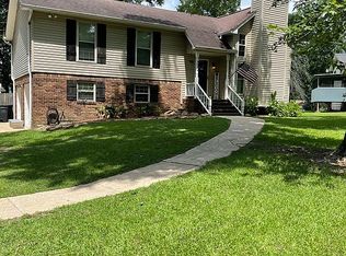 5284 Memory Ln, Mount Olive, AL 35117