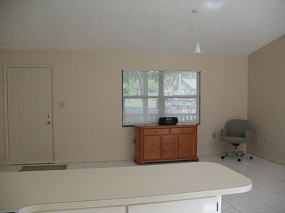 3rd image of 1530 Pinetop Ter