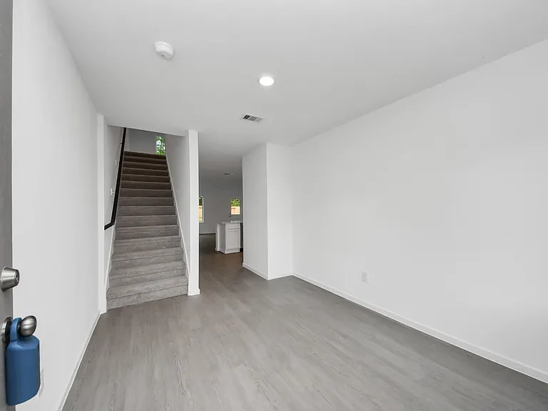13499 Bay Springs Dr — Photo 11