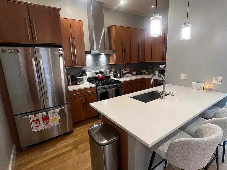 146 Hancock Ave #1 — Photo 3
