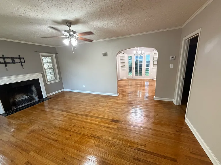 5000 Randolph St — Photo 3
