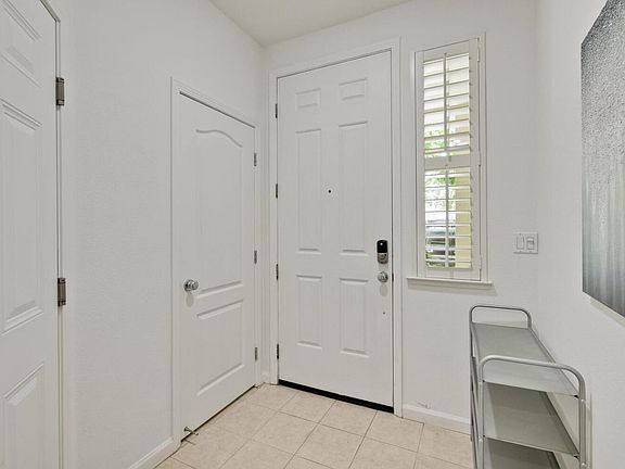 4th image of 965 Kestral Way