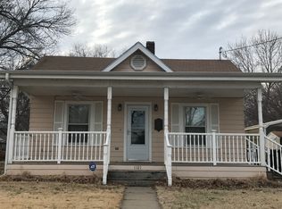 1101 N 5th St, Manhattan, KS 66502