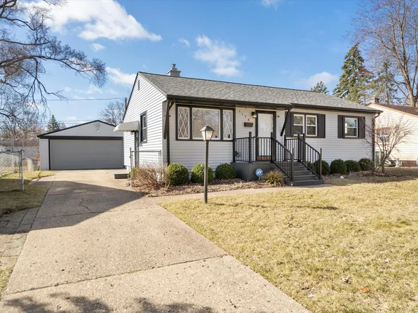 1174 Walnut St, Ypsilanti, MI 48198