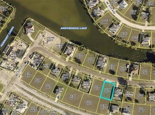618 NE 7th Ter, Cape Coral, FL 33909