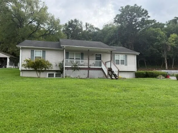 313 Franklin Ave, Vinton, VA 24179