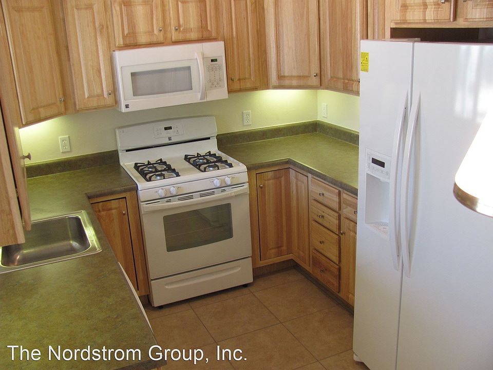 1st image of 5138 E Lee St #9