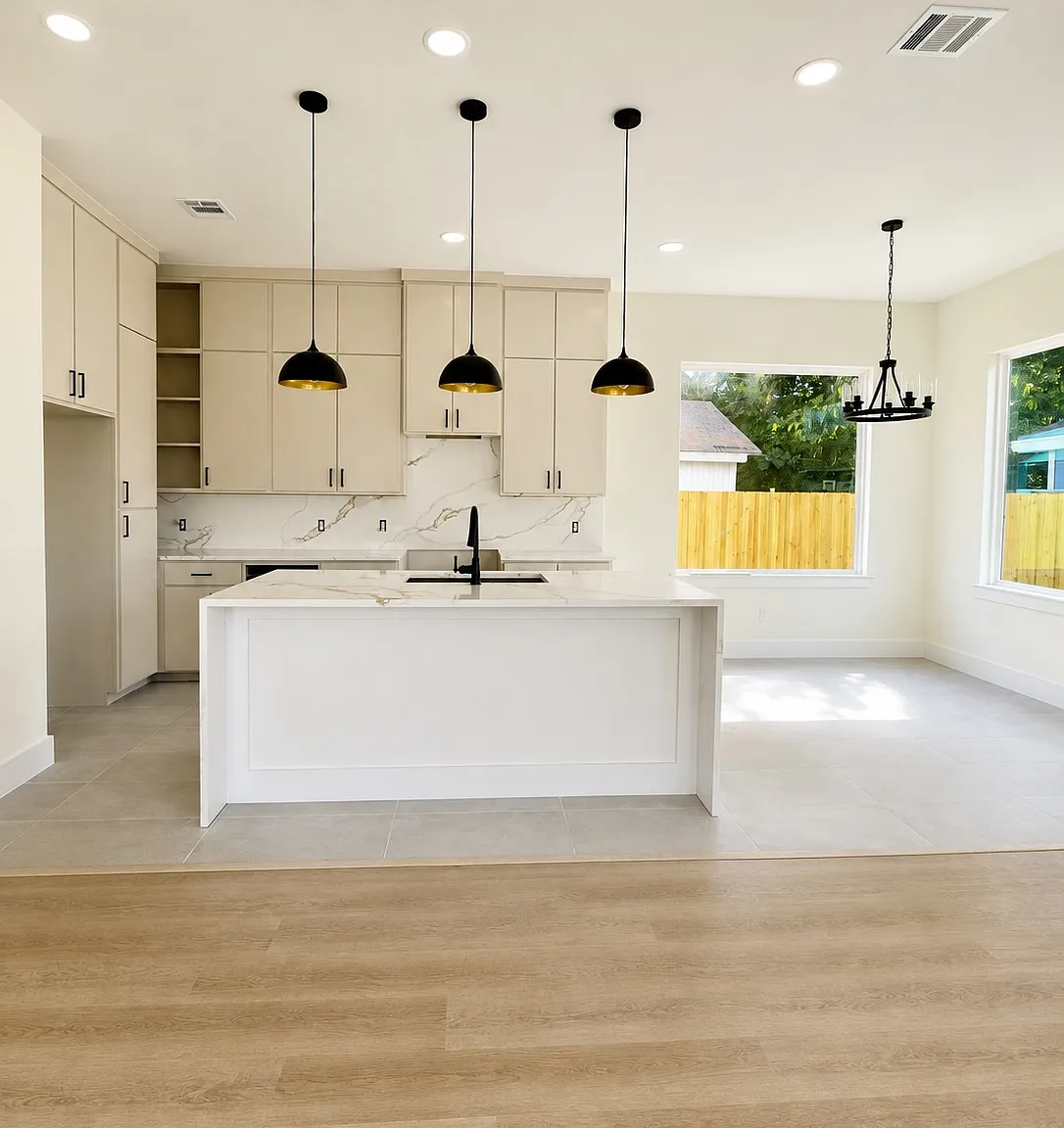 4 bed, 2274 sqft, $3,300 — Photo 3