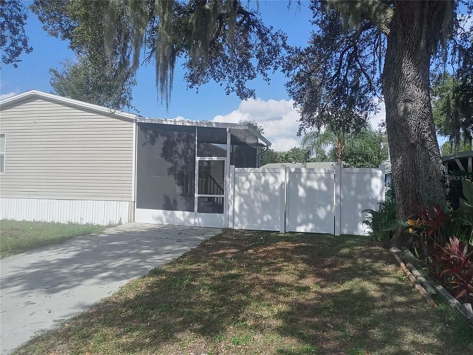 1st image of 38045 LEONDIAS DRIVE