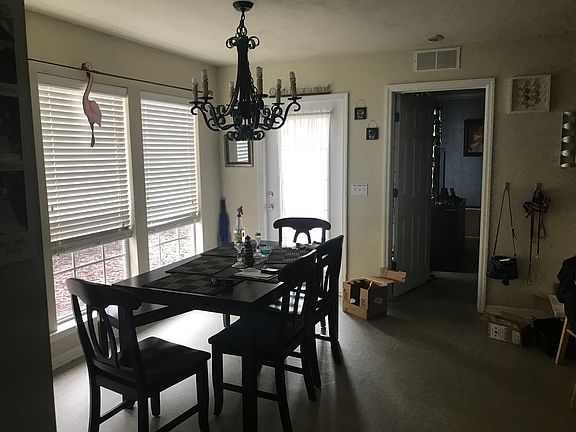 4th image of 3730 NW 26th St