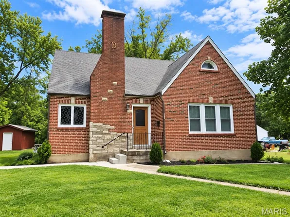 311 W Pacific St, Pacific, MO 63069