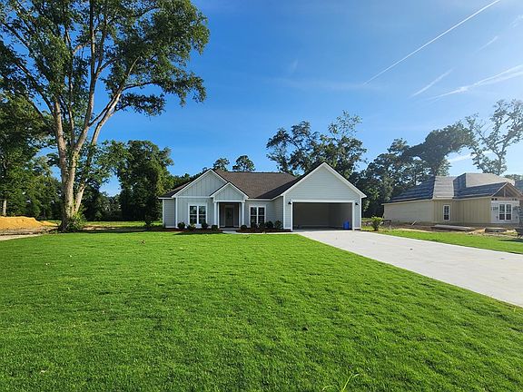 2nd image of 118 Sawtooth Dr