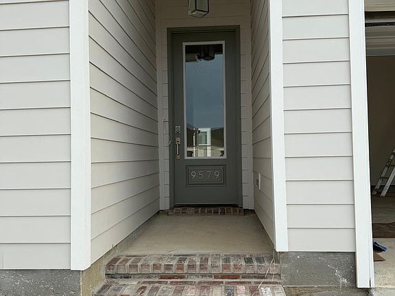 2nd image of 9579 Summer Cypress Ave