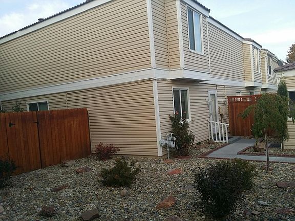 2nd image of 1087 Bradley Sq #2