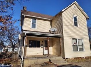 414A Clark St, Cambridge, OH 43725